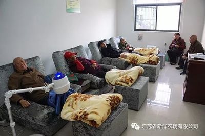 射阳县媒体记者聚焦新洋居家养老服务站